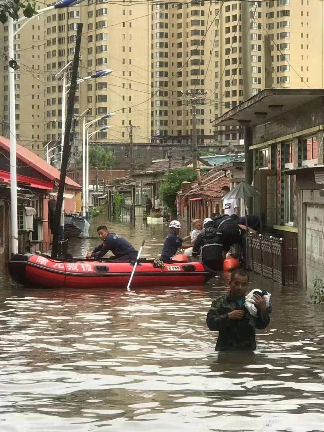 丹东洪水应对，展现城市坚韧力量，最新消息关注中