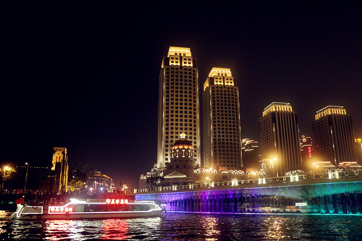 海河夜景的魅力展现